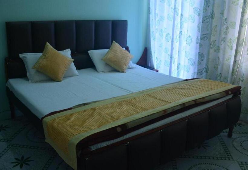 Отель Nature Hike