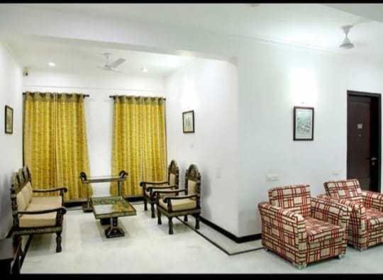 Hotel Oyo 81146 Welcome Agra