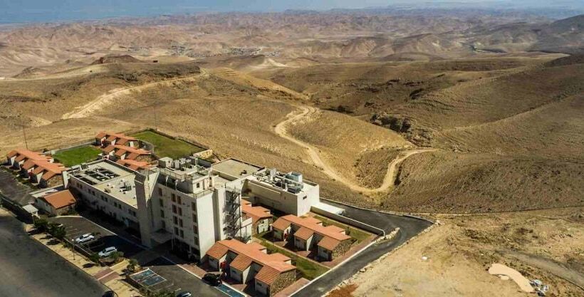 בית מלון כפרי Roxon Desert Arad