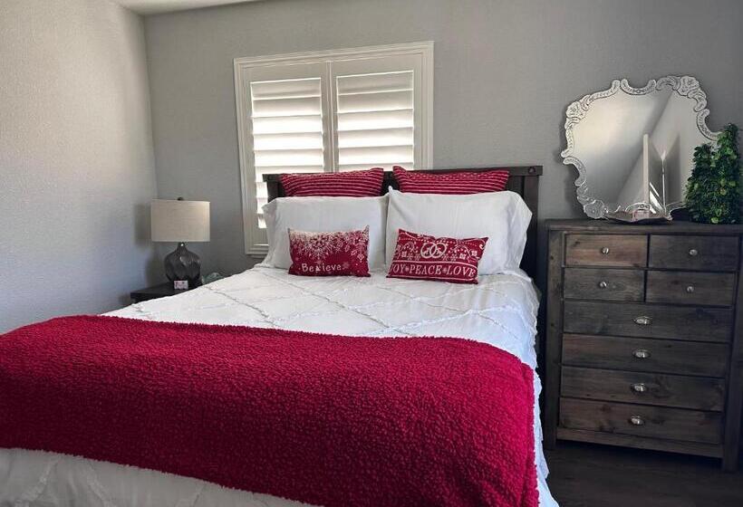 酒店 Stay With Lies L