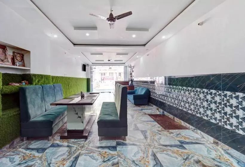 Hotel Omkar & Restaurant