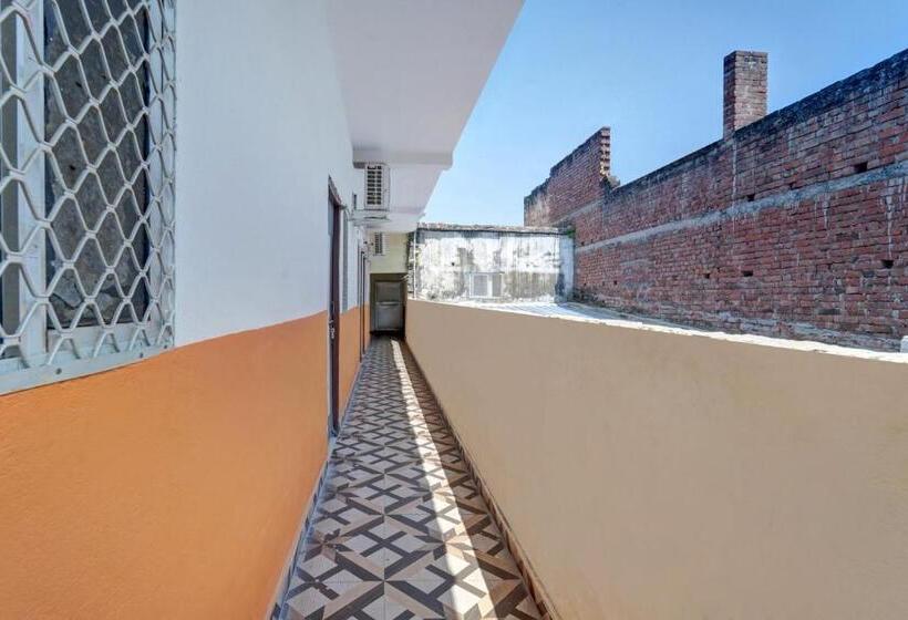 Hotel Omkar & Restaurant