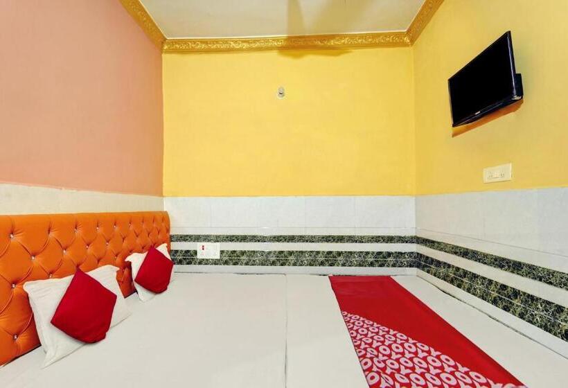 Hotel Omkar & Restaurant