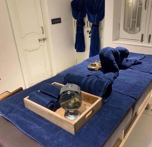 استراحتگاه Ekaanta