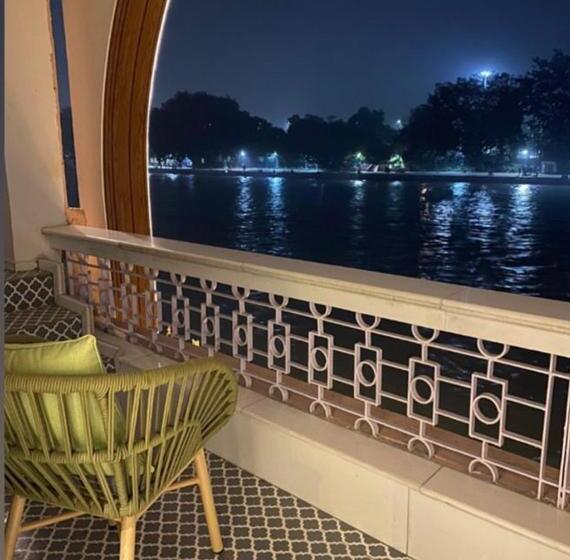 استراحتگاه Ekaanta