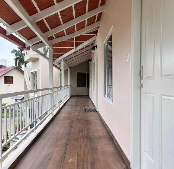 Lomakeskus Thrilok Vihar