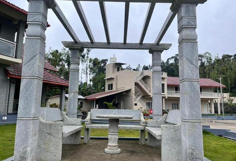 Resort Thrilok Vihar