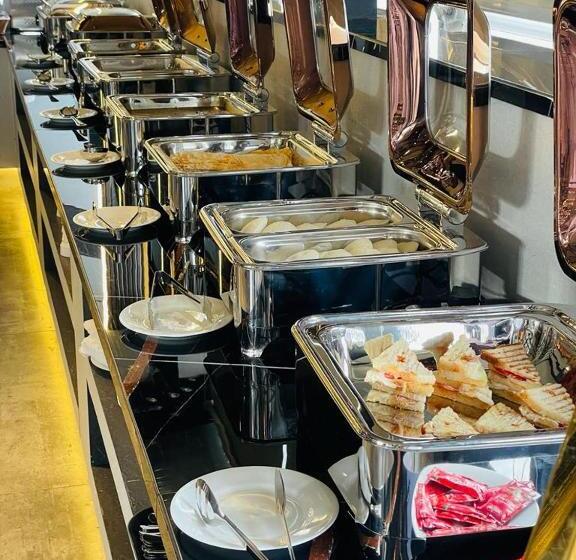 Royal Ace Boutique Hotel Manyata Techpark