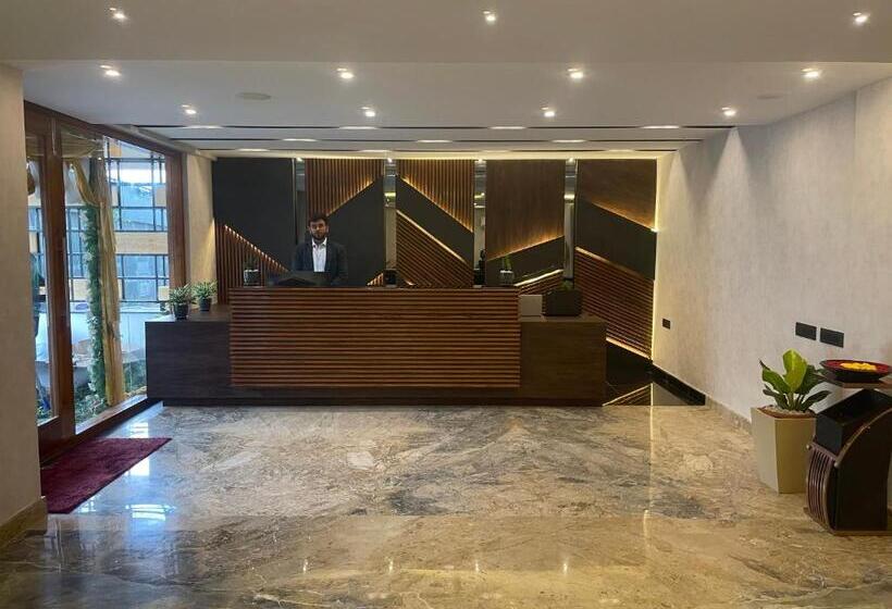 Royal Ace Boutique Hotel Manyata Techpark