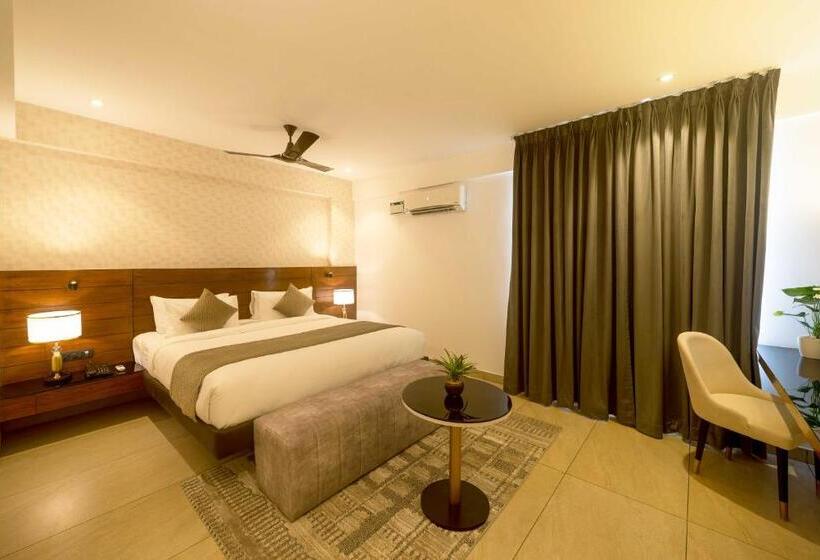 Royal Ace Boutique Hotel Manyata Techpark