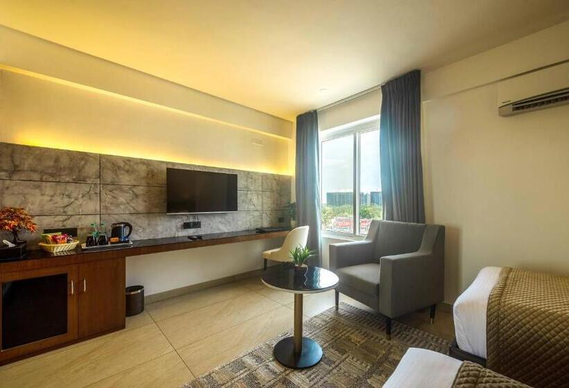 Royal Ace Boutique Hotel Manyata Techpark