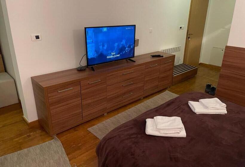 Apartmani Vinv Jahorina U Sklopu Aparthotela Vucko Privatni Apartmani