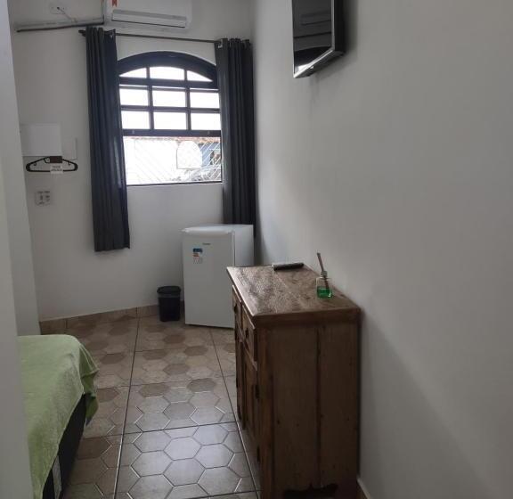 ユースホステル Pousada Caravelas Centro De Paraty