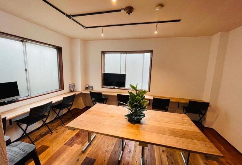 فندق صغير Souq越後湯沢