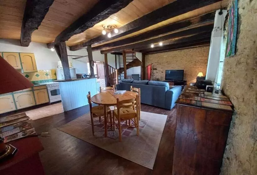 Aamiaismajoitus (B&B) Domaine Benester   Gîte La Périgourdine   Meublé 4 étoiles