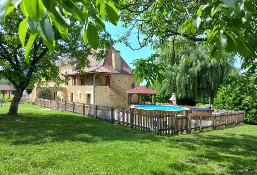 Aamiaismajoitus (B&B) Domaine Benester   Gîte La Périgourdine   Meublé 4 étoiles