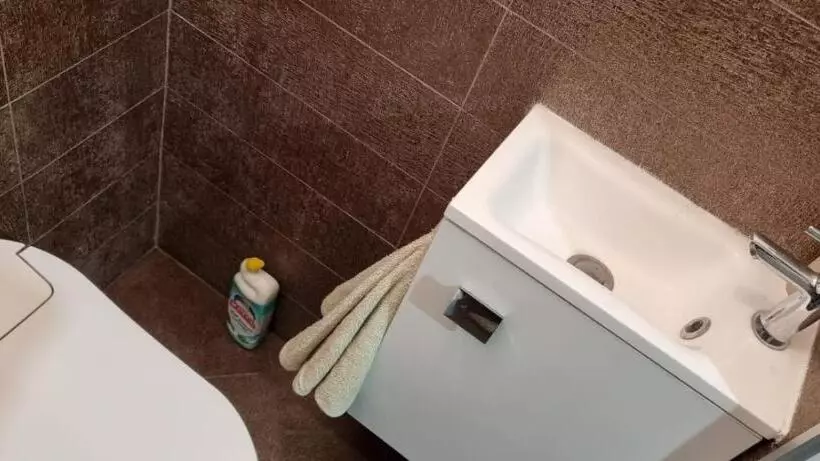 Aamiaismajoitus (B&B) La Villa Jacuzzi Et Cinéma Les 300 à 15 Min De Paris Jo 2024 Et Du Stade De France Tarifs Privileges