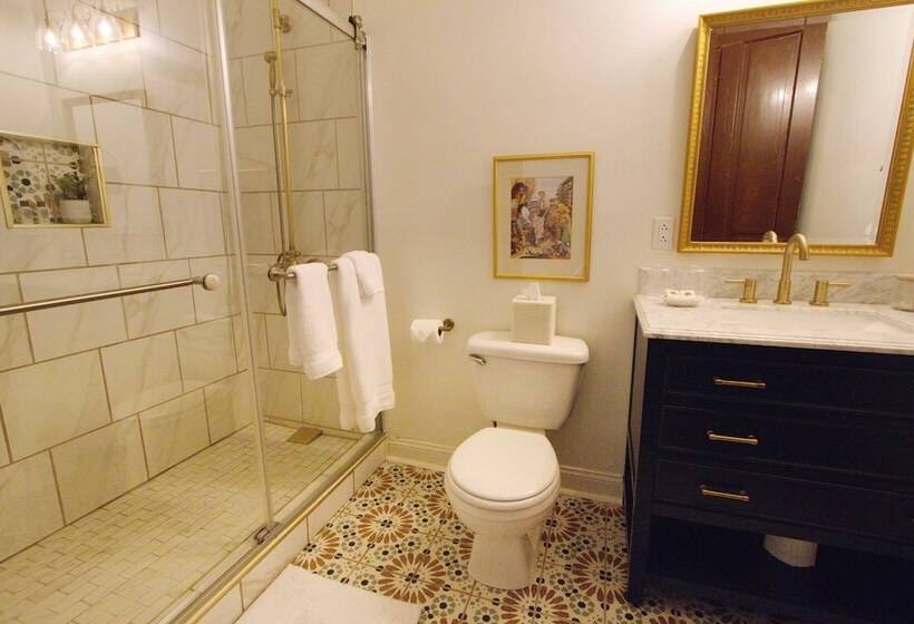 ベッドアンドブレックファースト Louisville Bourbon Inn