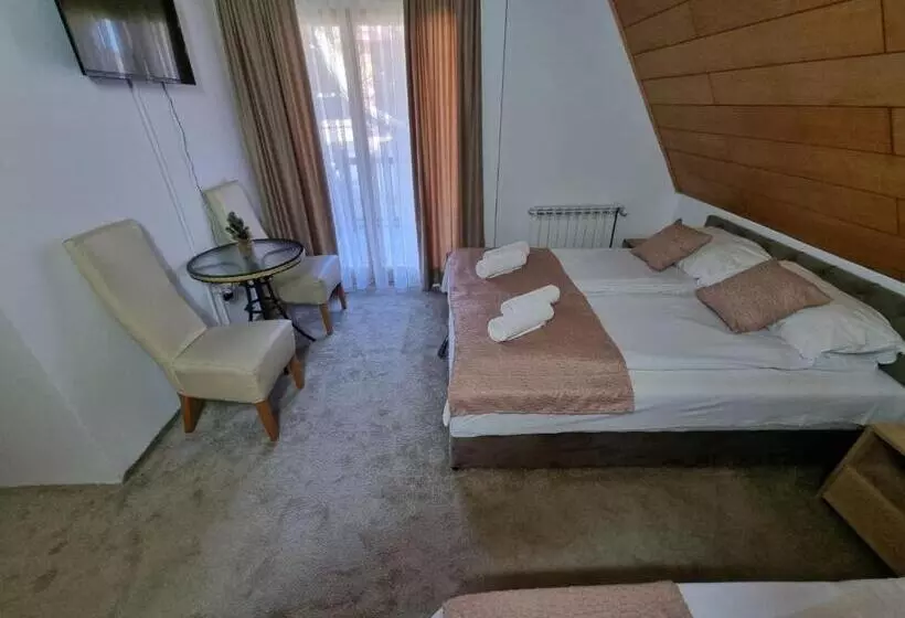 تختخواب و صبحانه Pansion Rog Jahorina