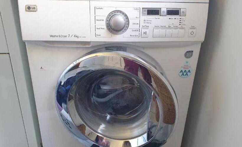 צימר Quiet Room Own Bathroom At Home In Golden Square