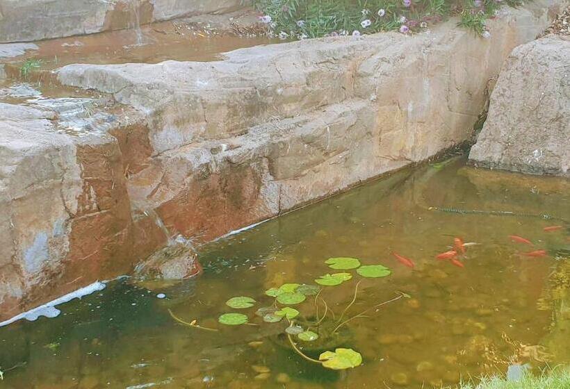 צימר Quiet Room Own Bathroom At Home In Golden Square