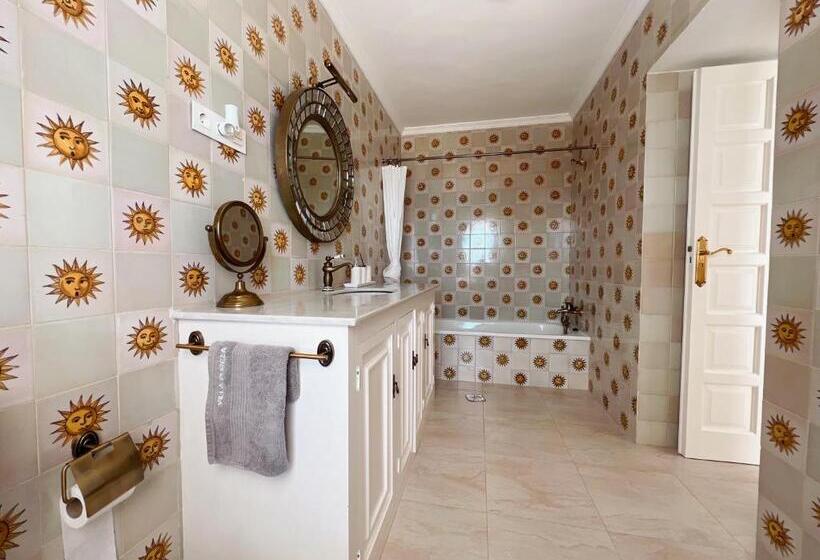 مبيت وإفطار Villa Pureza