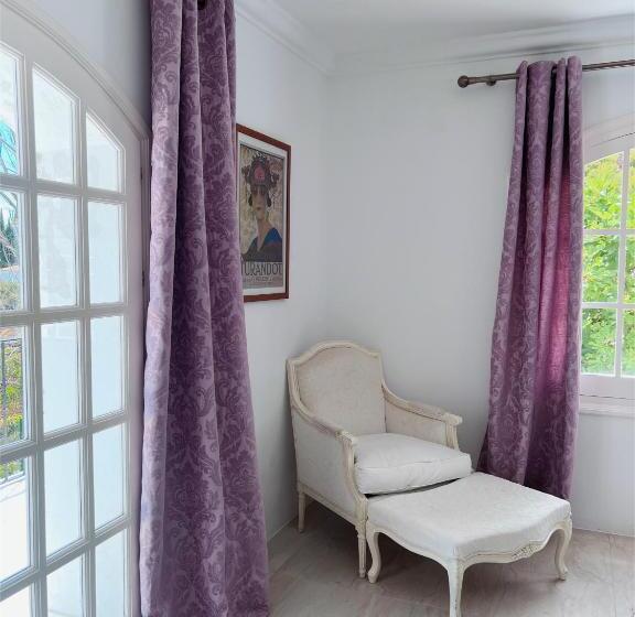 مبيت وإفطار Villa Pureza