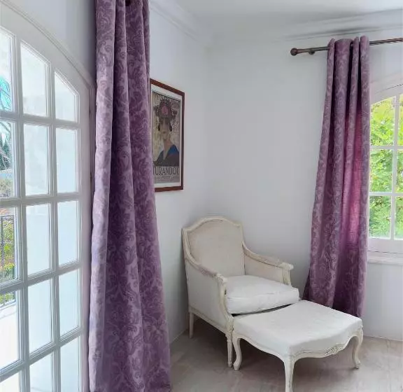 ベッドアンドブレックファースト Villa Pureza
