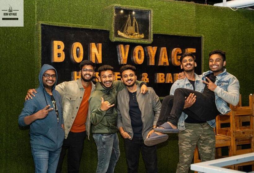 Bon Voyage Sea View Hostel