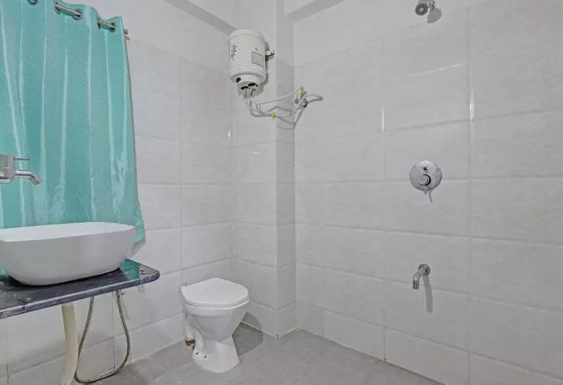 Collection O Hotel Devnisha