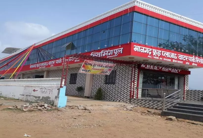 ホテル Capital O Bhangad Resort