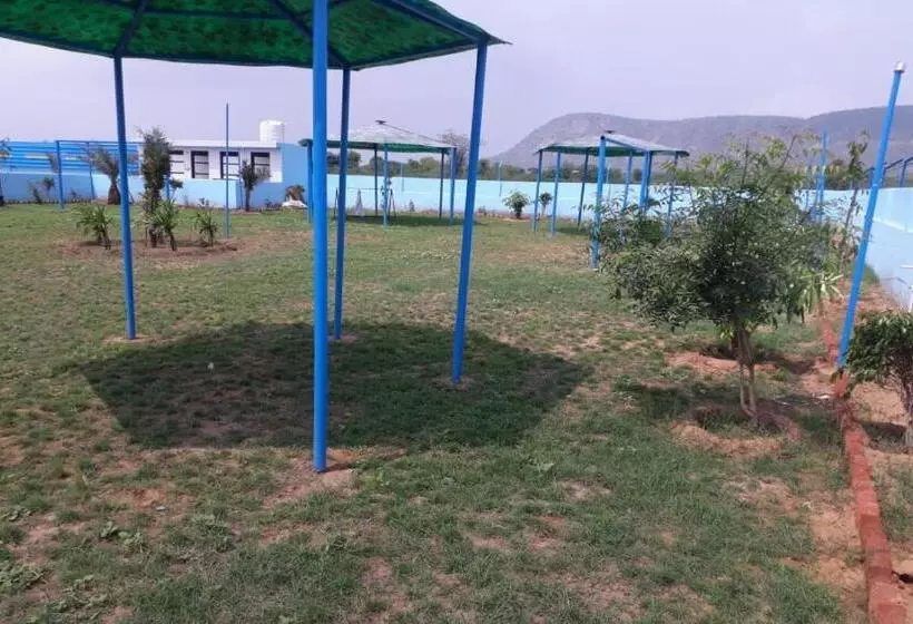 ホテル Capital O Bhangad Resort