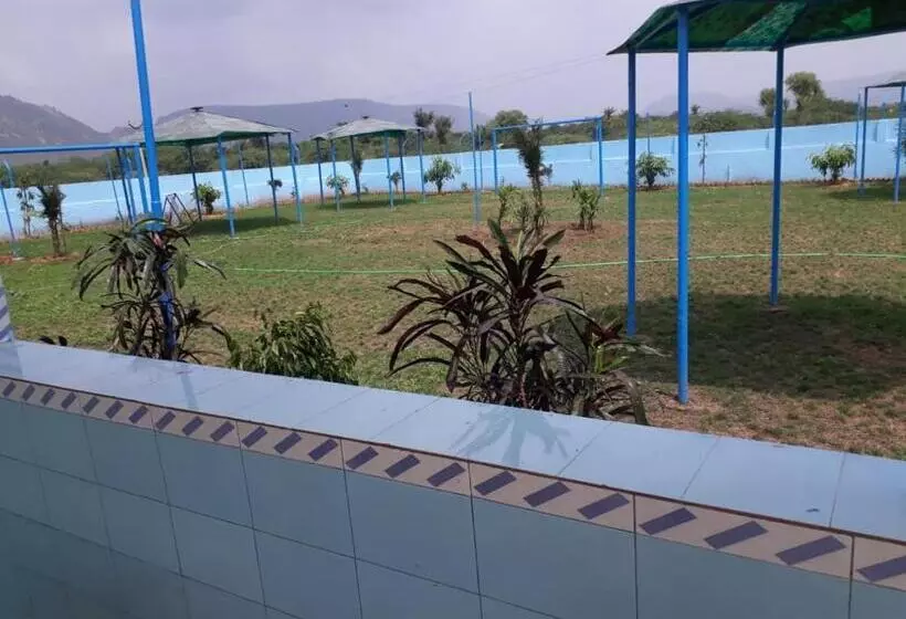 ホテル Capital O Bhangad Resort