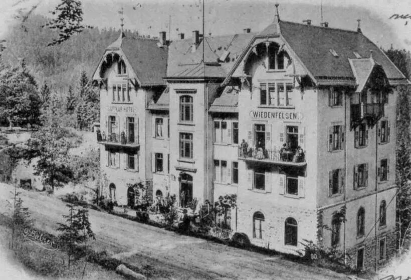 ホテル Eventhaus Wiedenfelsen