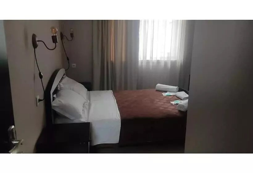 هتل Lux