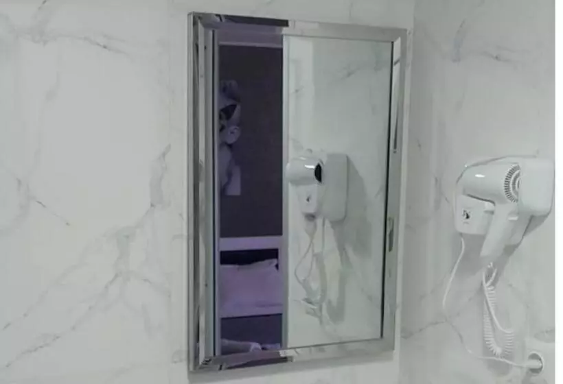 هتل Lux