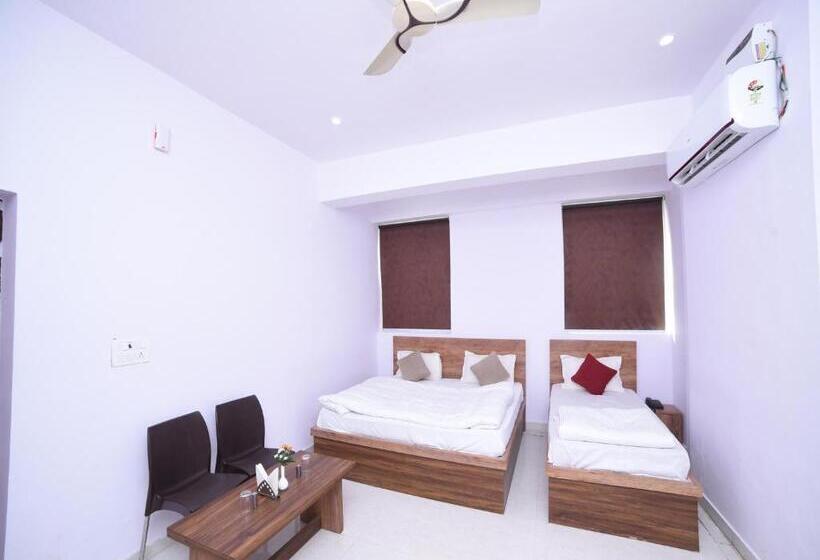 בית מלון כפרי Shree Sharnam