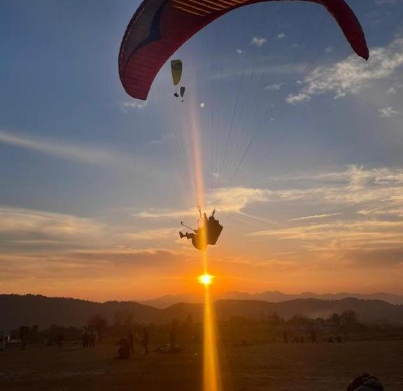 בית מלון כפרי The Billing Health Resort