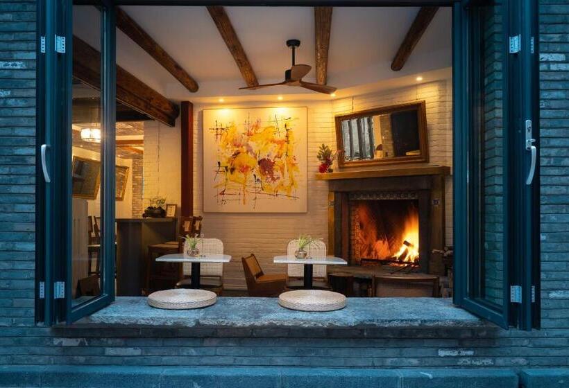 Отель Yangshuo Jhc Inn