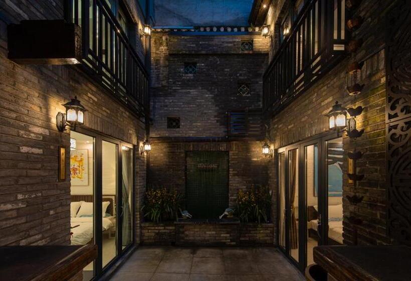 Отель Yangshuo Jhc Inn