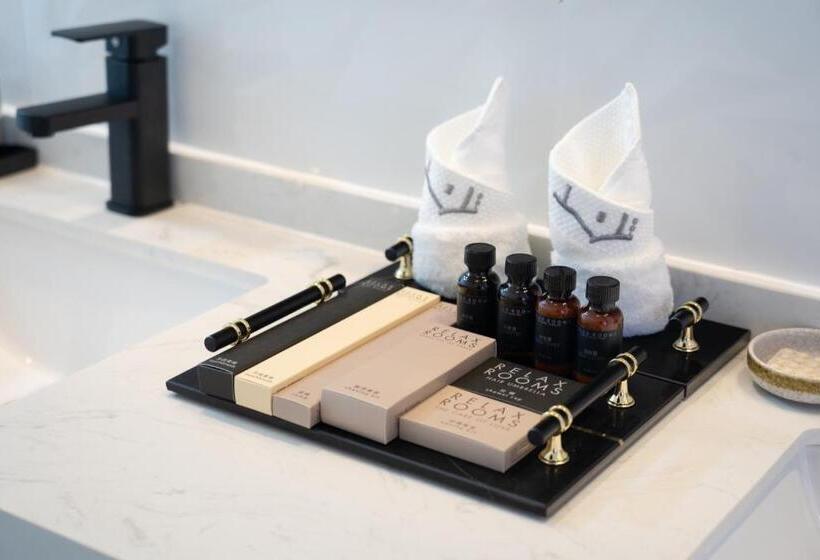 Отель Yangshuo Jhc Inn