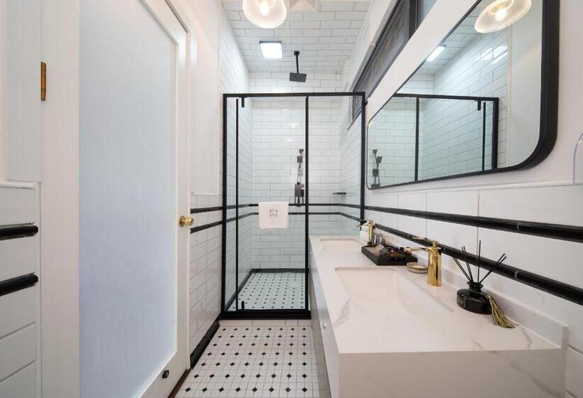 Отель Yangshuo Jhc Inn