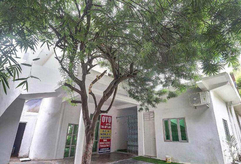 Oyo Flagship Hotel The Skyland