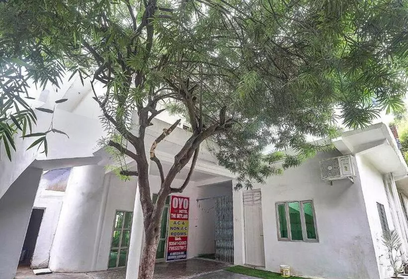 Oyo Flagship Hotel The Skyland