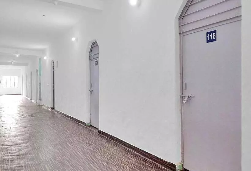 Oyo Flagship Hotel The Skyland