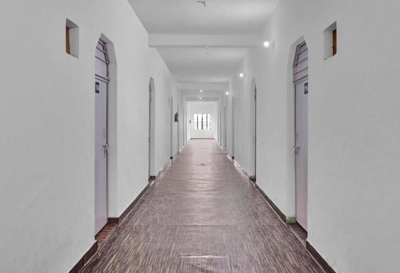 Oyo Flagship Hotel The Skyland