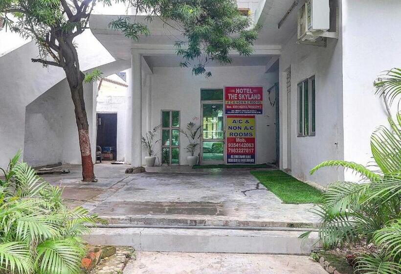 Oyo Flagship Hotel The Skyland