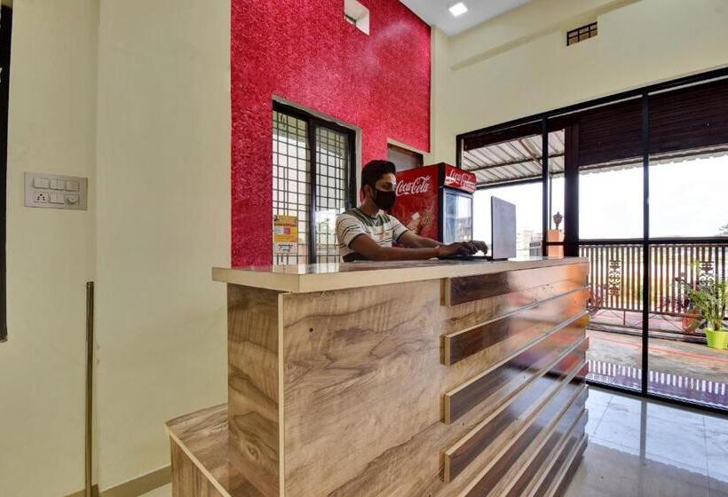 Oyo Flagship Jamtha Hotel Guest House