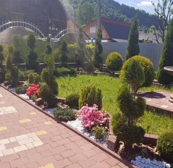 膳宿费 садиба квітка карпат