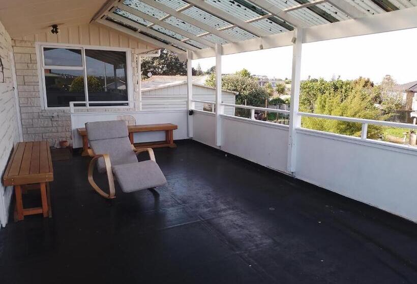 ペンション Lioness Estate And B&b   Auckland